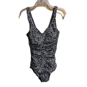 Maxine of‎ Hollywood Retro One Piece Swim Black White  Size USA 14 Ruching